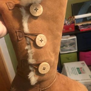 UGG size 9